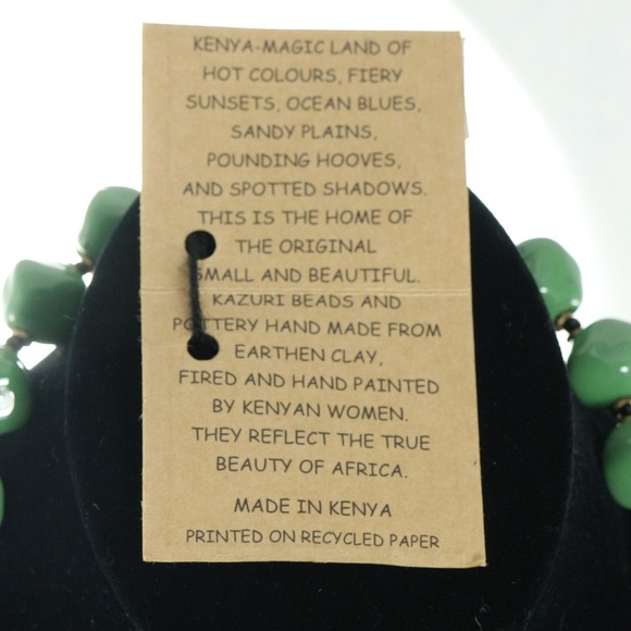 KAZURI '7 Beads Cubes' 18 inch Hand-Made Necklace - Picture 4 of 4